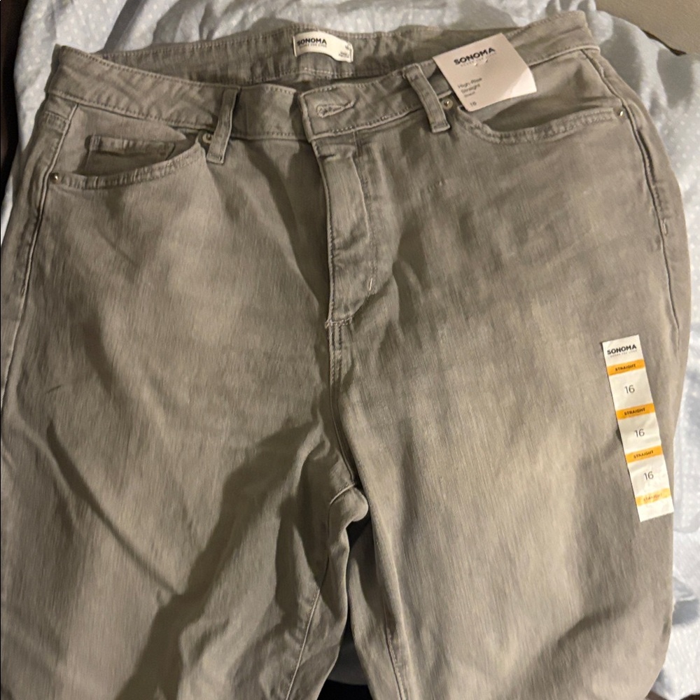 Sonoma Men's Light Gray Straight Jeans